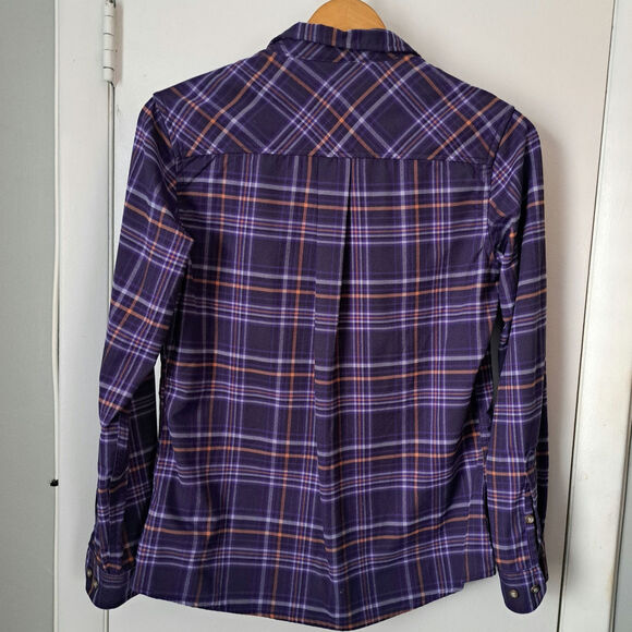 Cabela's Plaid Button Down Purple Long Sleeve Women's Small Shirt - Picture 2 of 7